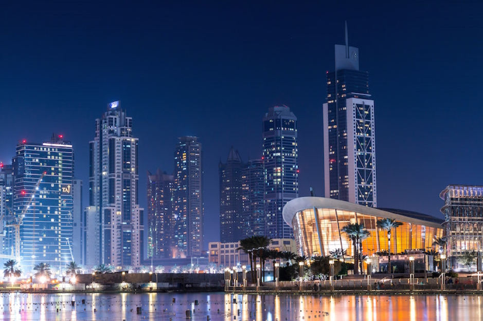 dubai marina nighttime