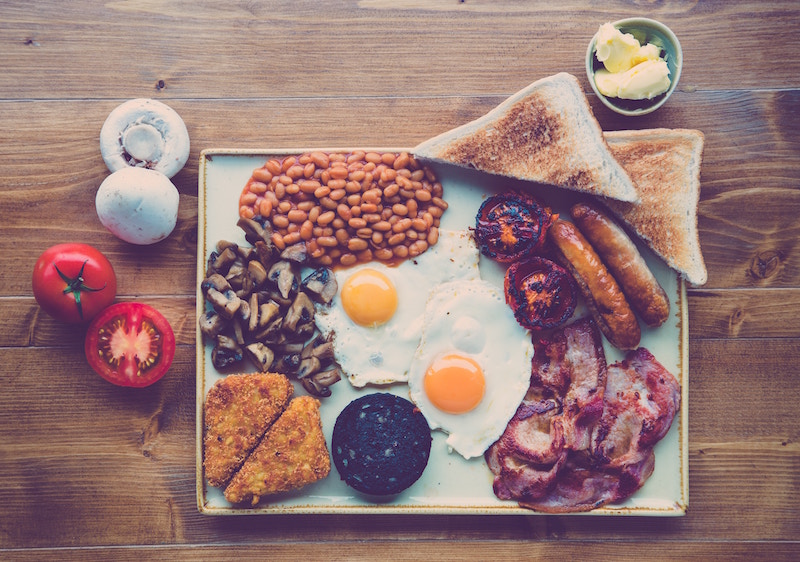 overhead shot of irish breakfast fry