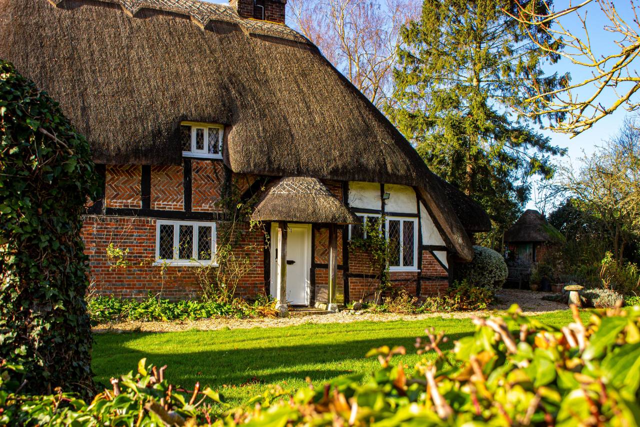 Guide to buying property in the UK as a foreign national