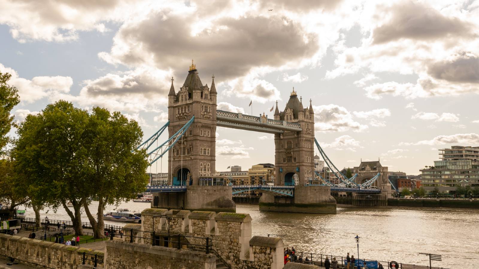 Money transfer companies compared: the UK
