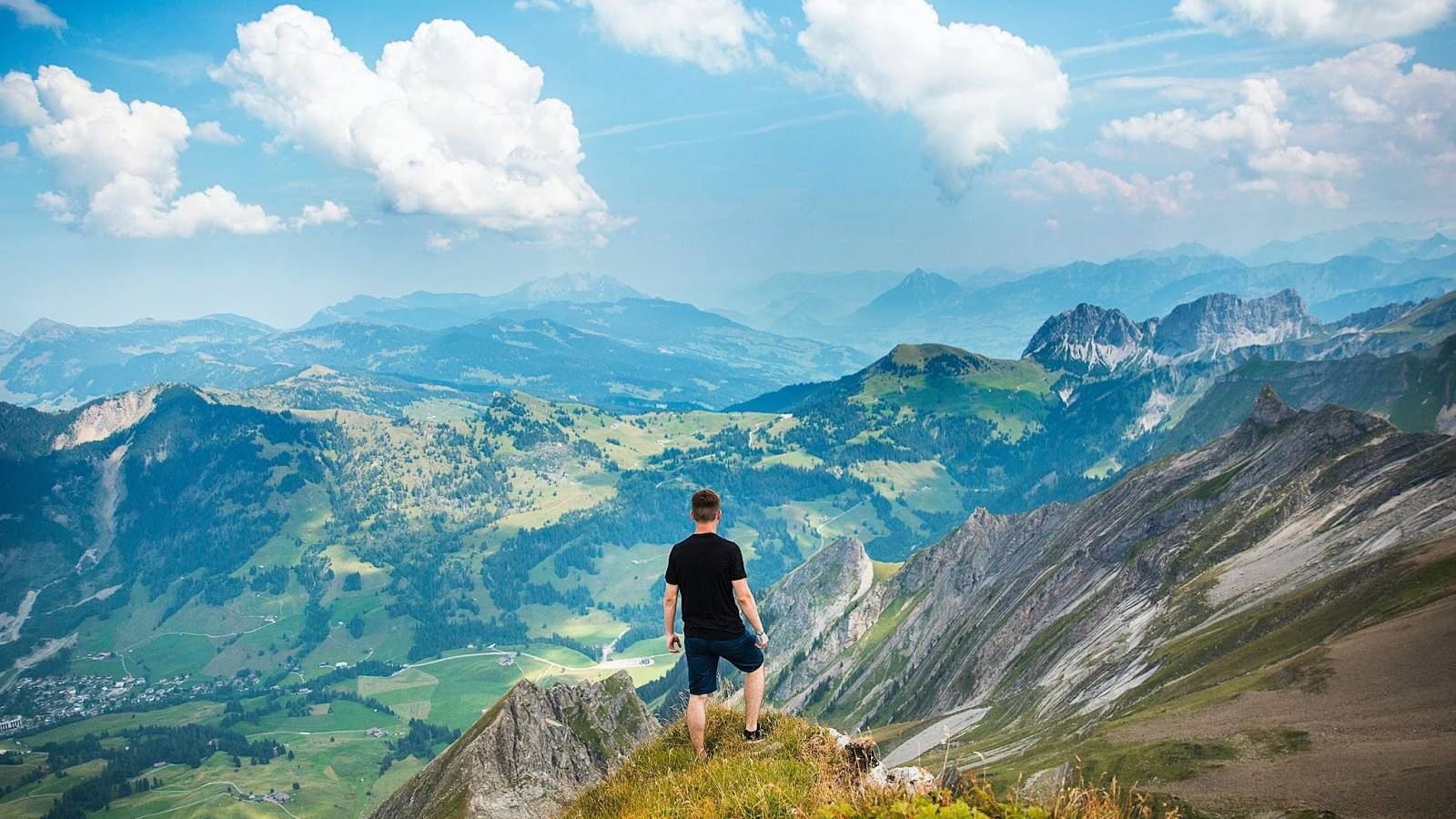 The 10 pros and cons of expat life in Switzerland